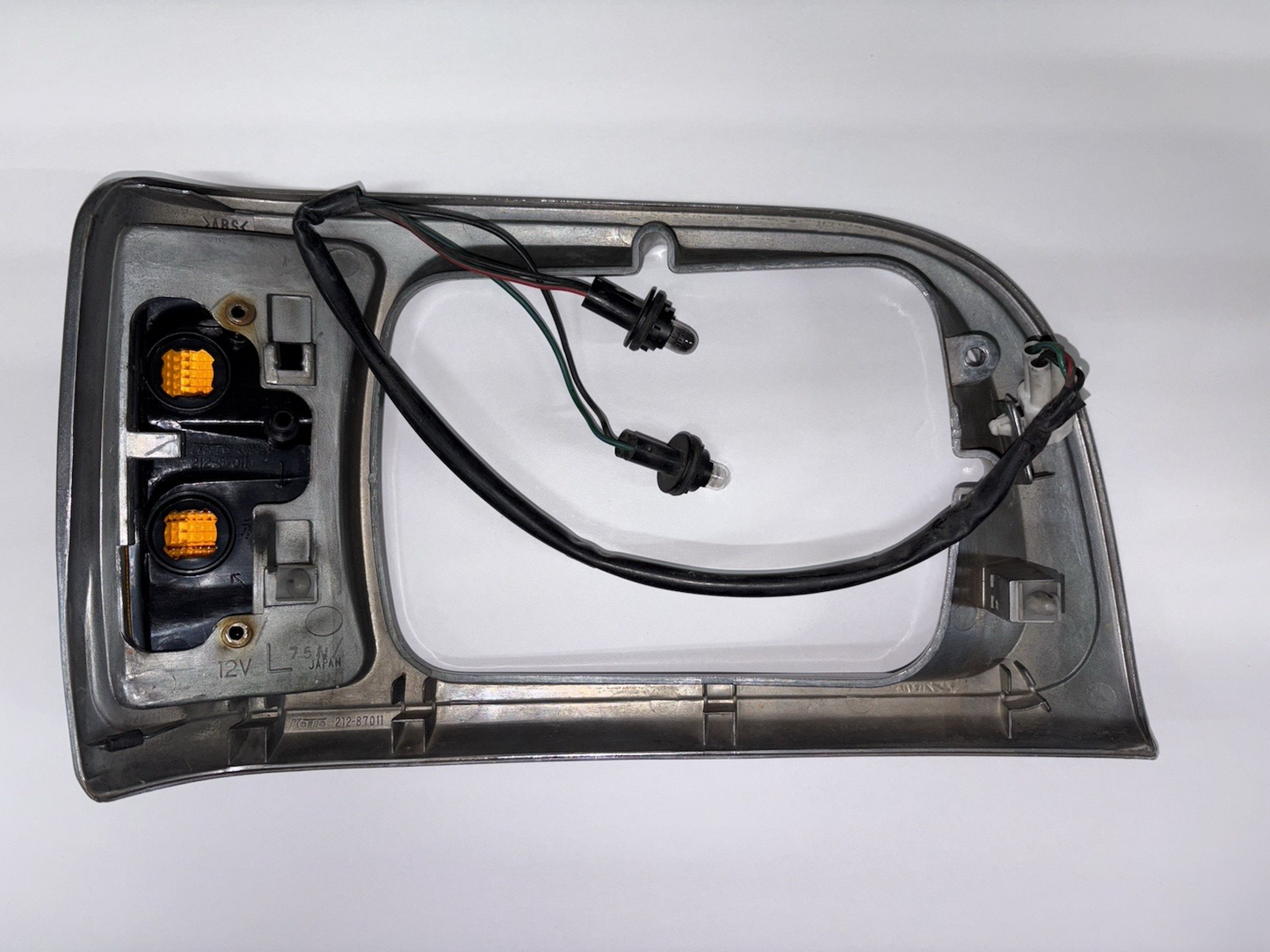 MITSUBISHI MINICAB TRUCK U41T U42T Headlight Head Lamp  (USED w/NEW Marker Lamps