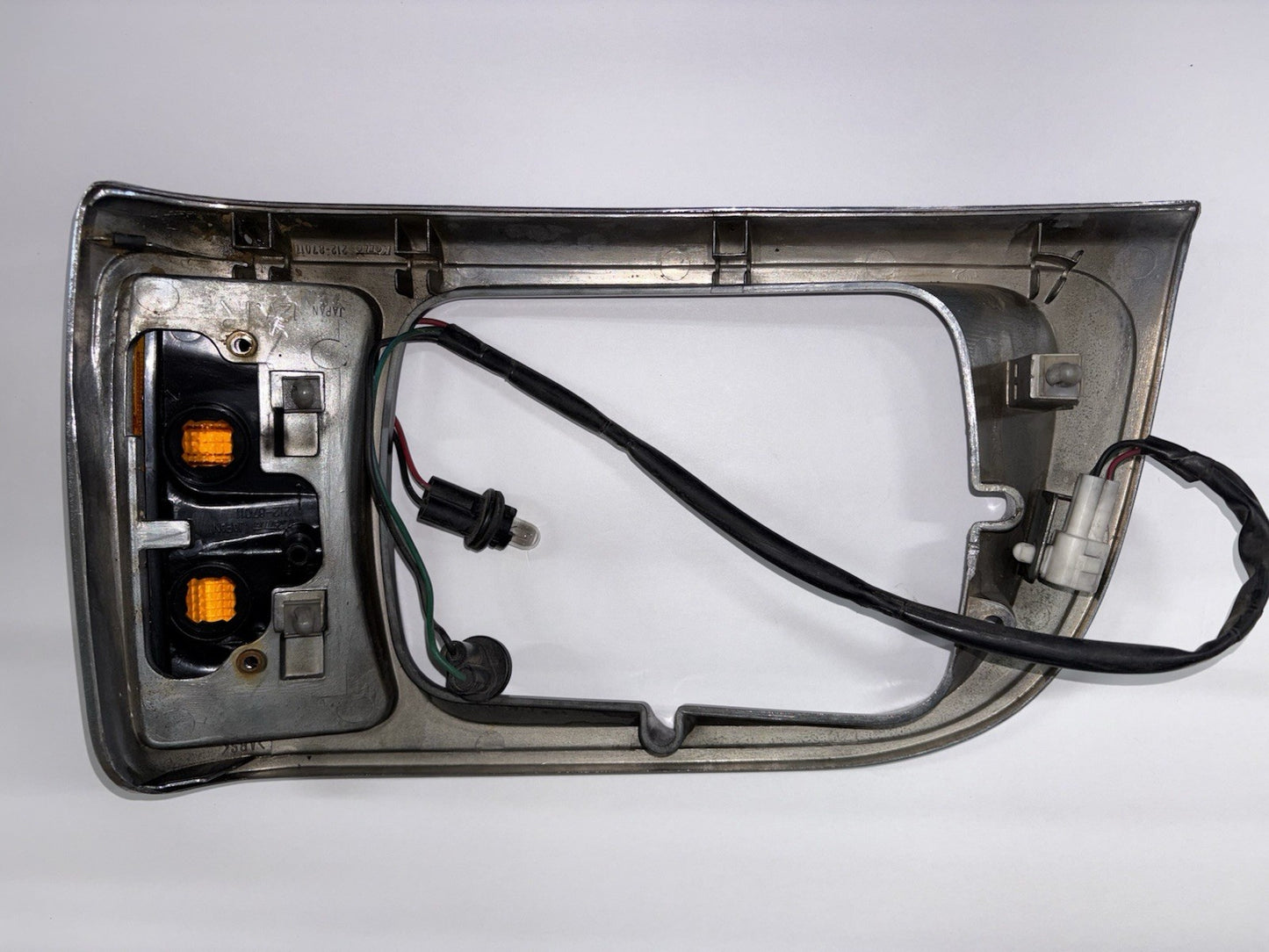 MITSUBISHI MINICAB TRUCK U41T U42T Headlight Head Lamp  (USED w/NEW Marker Lamps