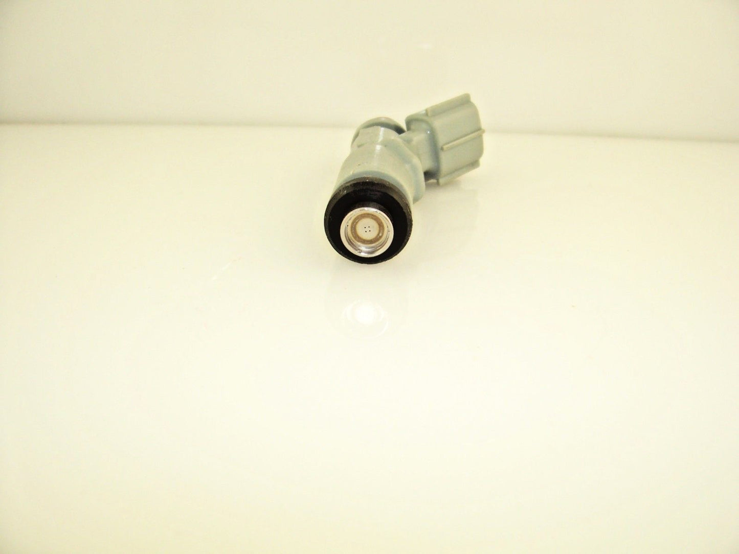 Fuel Injector for Japanese Mini Kei Trucks  Daihatsu Hijet S210P #23250-97204